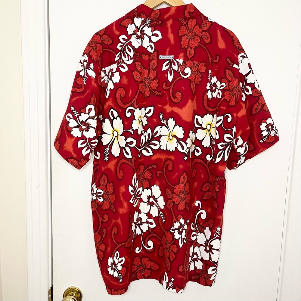 Red Floral Hawaiian Vintage Button Down Shirt - Picture 8 of 12
